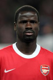 Emmanuel Eboue hangi burç?