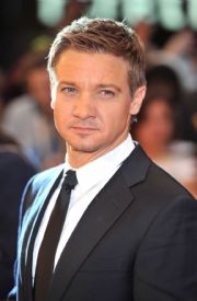 Jeremy Renner hangi burç?